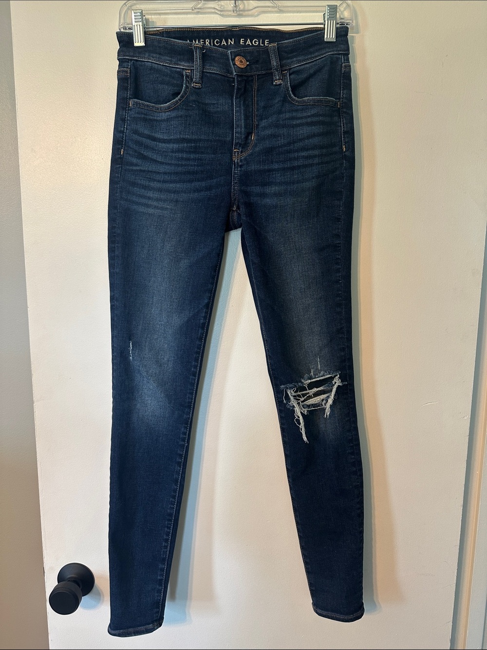 American Eagle Outfitters Dark Wash Ripped Skinny Jeans Womens 4